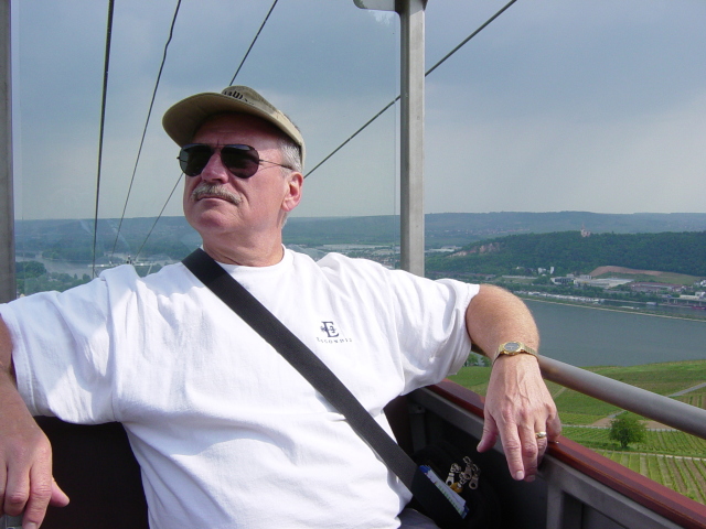 2007/04(April-May-Germany-Italy-Scotland)/06(Rudesheim)/640x480_2007-05-05-87.JPG