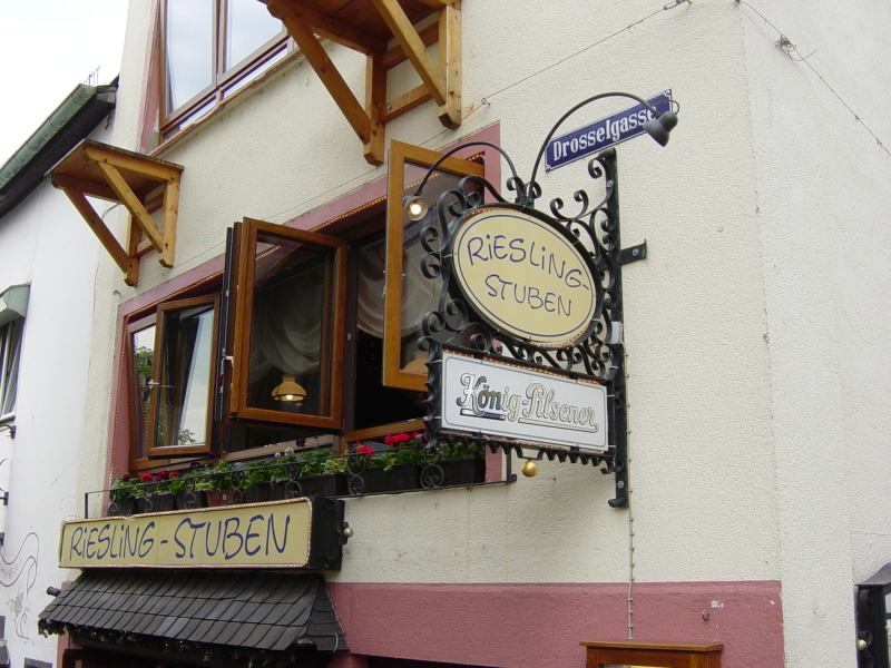 2007/04(April-May-Germany-Italy-Scotland)/06(Rudesheim)/800x600_2007-05-05-09.JPG