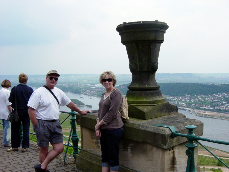 2007/04(April-May-Germany-Italy-Scotland)/06(Rudesheim)/800x600_2007-05-05-81.JPG