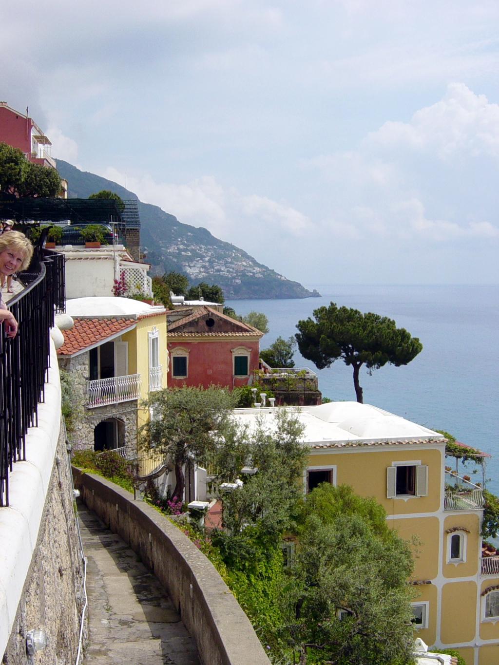 2007/04(April-May-Germany-Italy-Scotland)/07(Italy-Positano-Amalfi-Coast)/1024x768_2007-05-02-51-Second-day-Exploring.JPG