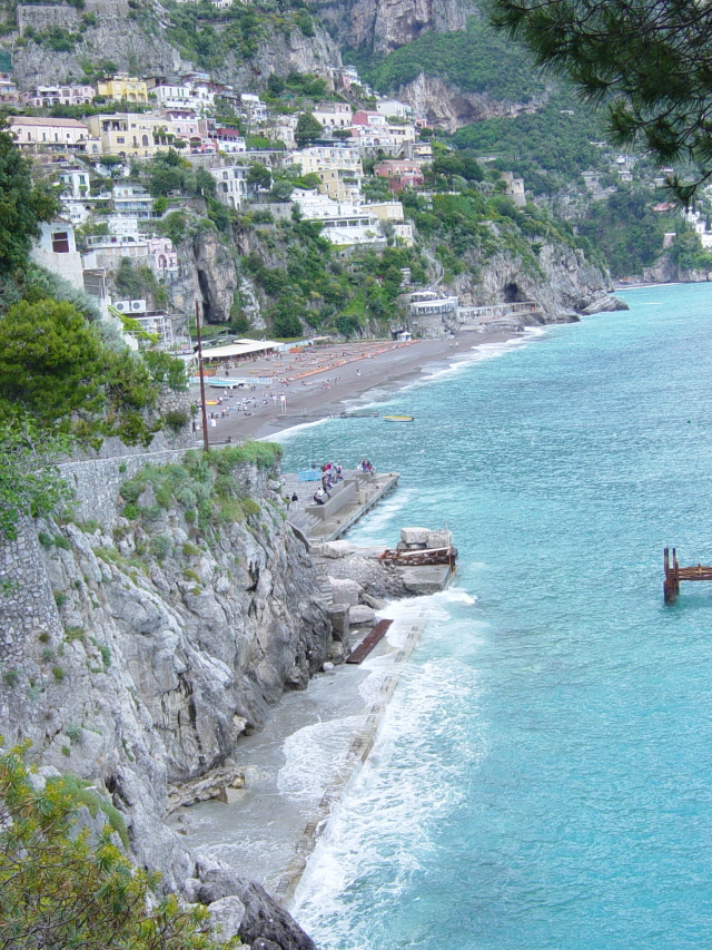 2007/04(April-May-Germany-Italy-Scotland)/07(Italy-Positano-Amalfi-Coast)/640x480_2007-05-01-25-Exploring-1st-day.JPG