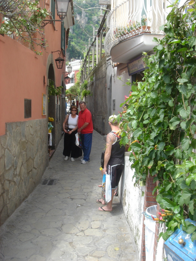 2007/04(April-May-Germany-Italy-Scotland)/07(Italy-Positano-Amalfi-Coast)/640x480_2007-05-02-57-Second-day-Exploring.JPG