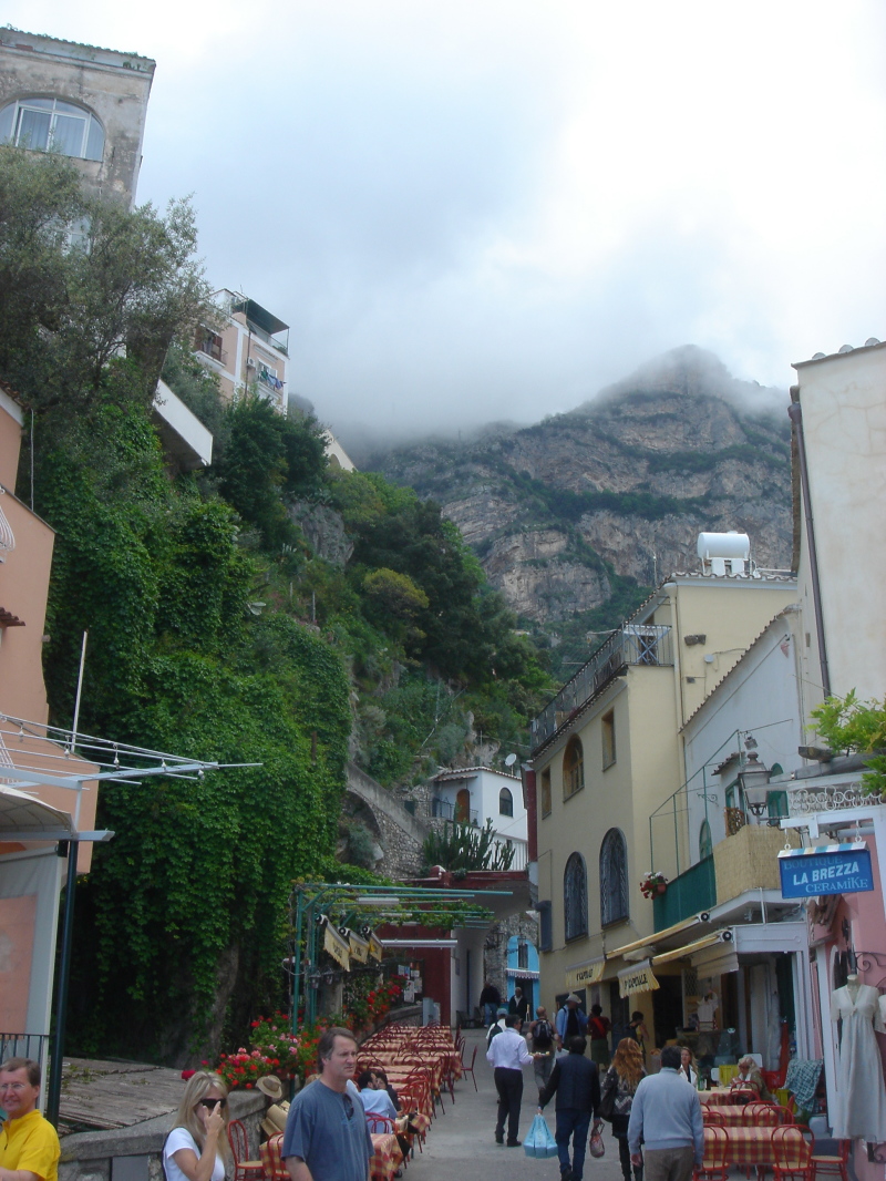 2007/04(April-May-Germany-Italy-Scotland)/07(Italy-Positano-Amalfi-Coast)/800x600_2007-05-01-39-Exploring-1st-day.JPG