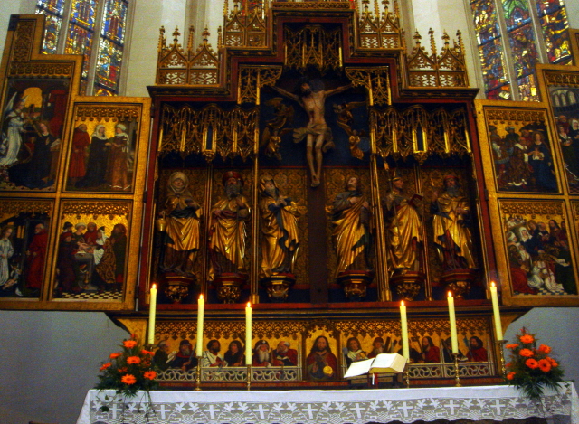2007/04(April-May-Germany-Italy-Scotland)/08(Rothenburg)/640x480_2007-04-29-01-StJakobs-Church-built-1311-1471.JPG