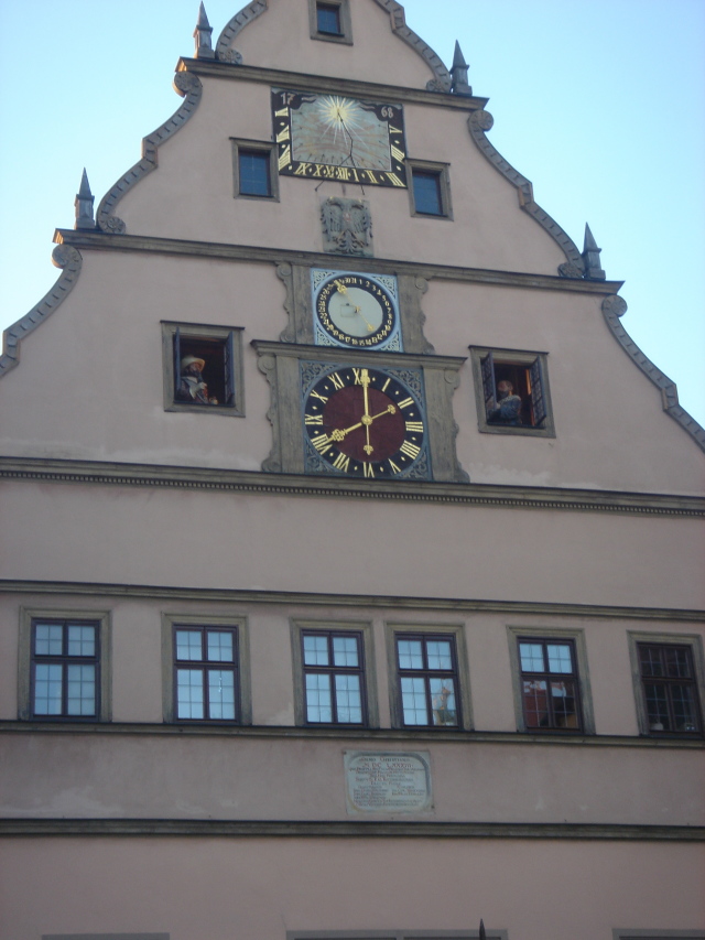 2007/04(April-May-Germany-Italy-Scotland)/08(Rothenburg)/640x480_2007-04-29-47-Street-sites.JPG