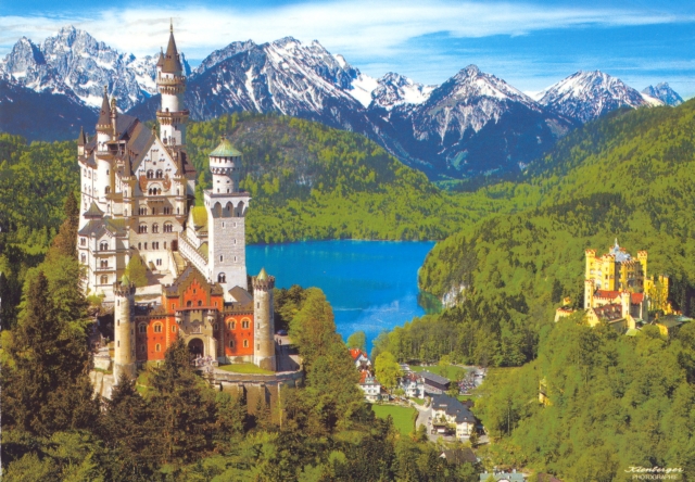 Neuschwanstein-Hohenschwangau-postcard.jpg