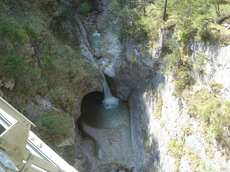 2007-04-28-08-Marienbrucke.JPG