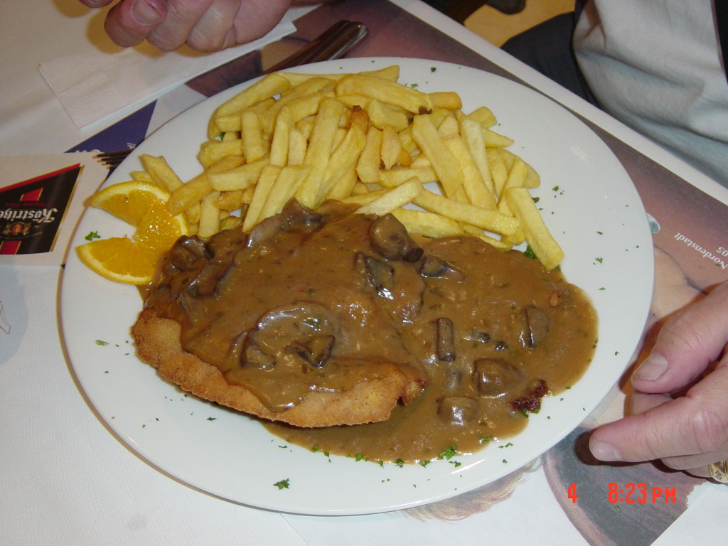 2007/04(April-May-Germany-Italy-Scotland)/12(Germany-Misc)/1024x768_2007-05-04-02-Schnitzels.JPG