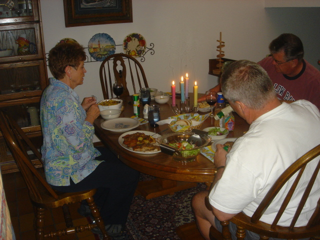 2007-05-05-11-Dining.JPG
