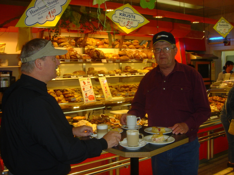 2007-05-11-Pastry-Shop.JPG