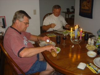 2007-05-05-08-Dining.JPG
