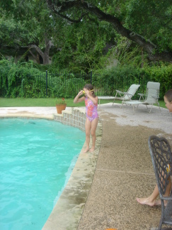2007-07-14-00-Rossis-Pool.JPG