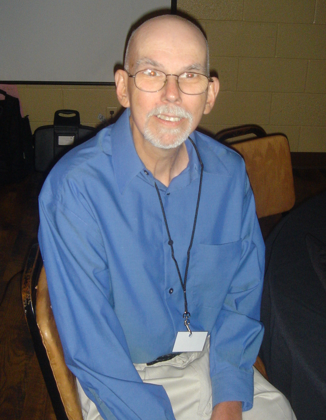 2007/08(August)/01(MVHS-Reunion)/640x480_2007-08-05-13-Reunion-Chef-Louies.JPG