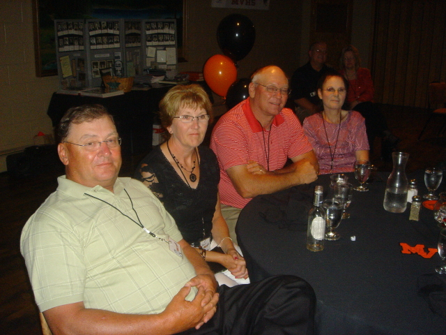 2007/08(August)/01(MVHS-Reunion)/640x480_2007-08-05-31-Reunion-Chef-Louies.JPG