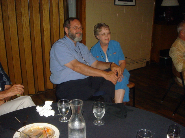 2007/08(August)/01(MVHS-Reunion)/640x480_2007-08-05-34-Reunion-Chef-Louies.JPG