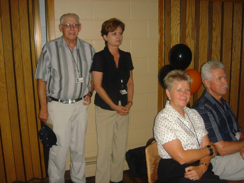 2007/08(August)/01(MVHS-Reunion)/800x600_2007-08-05-33-Reunion-Chef-Louies.JPG