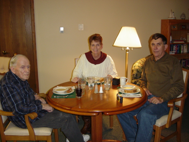 2007/11(Nov)/2007-11-07-Dad-Marci-Tim.jpg