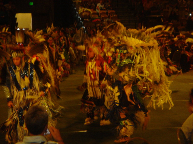 2007-11-24-04-IndianPowWow-Indigo-CA.JPG