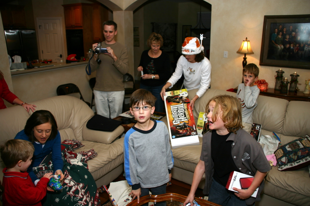 2007/12(Dec)/03(Christmas-Eve)/1024x768_2007-12-24-43-Christmas-Eve.JPG