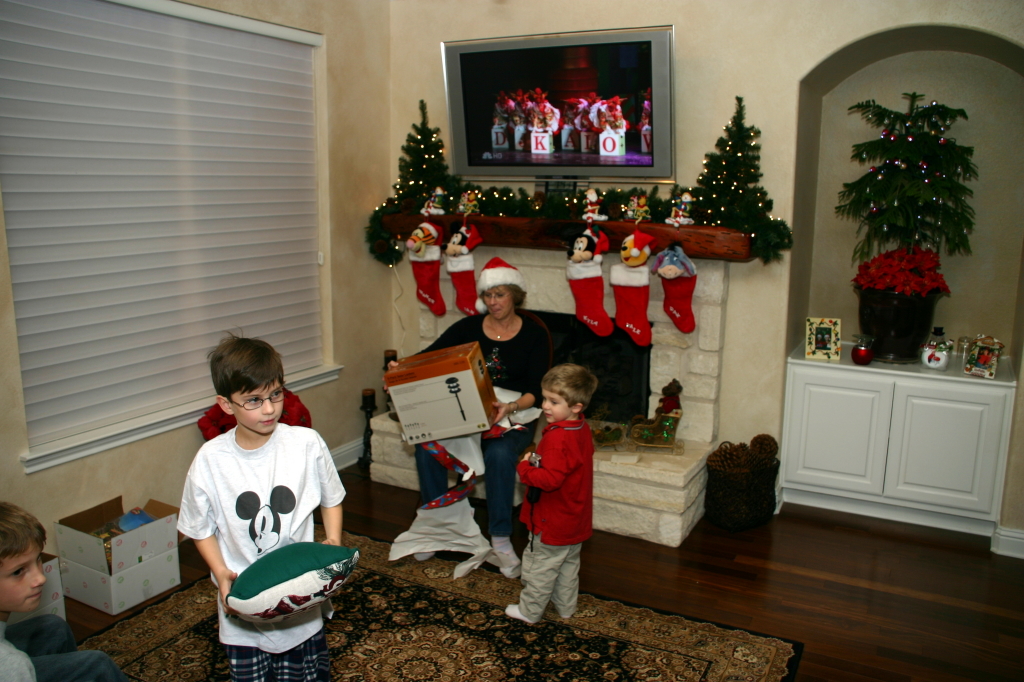 2007/12(Dec)/03(Christmas-Eve)/1024x768_2007-12-24-80-Christmas-Eve.JPG