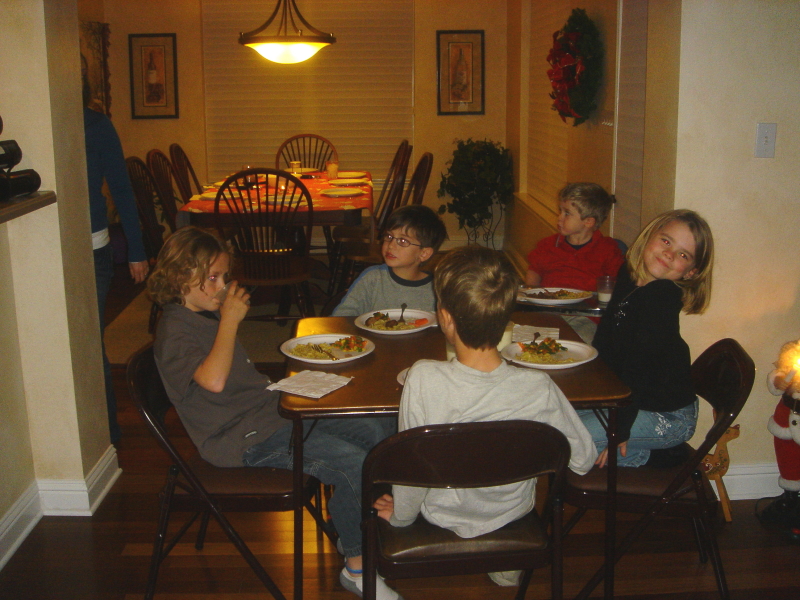 2007/12(Dec)/03(Christmas-Eve)/800x600_2007-12-24-19-Christmas-Eve.JPG