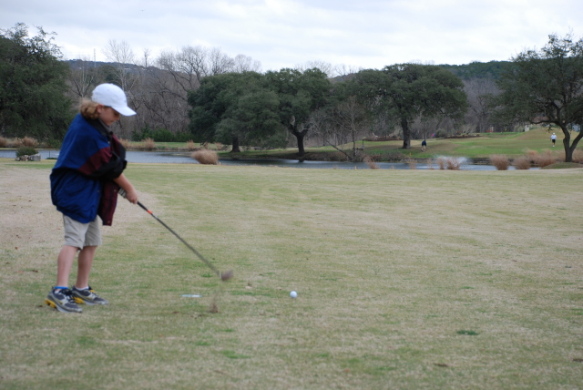 2008/03(Mar)/01(Vale-8thBD)/640x480_2008-03-02-09-Vale-1st-golf-round.JPG