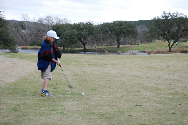 2008/03(Mar)/01(Vale-8thBD)/640x480_2008-03-02-10-Vale-1st-golf-round.JPG