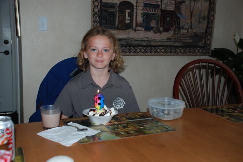 2008-03-02-2-birthday-cake.JPG