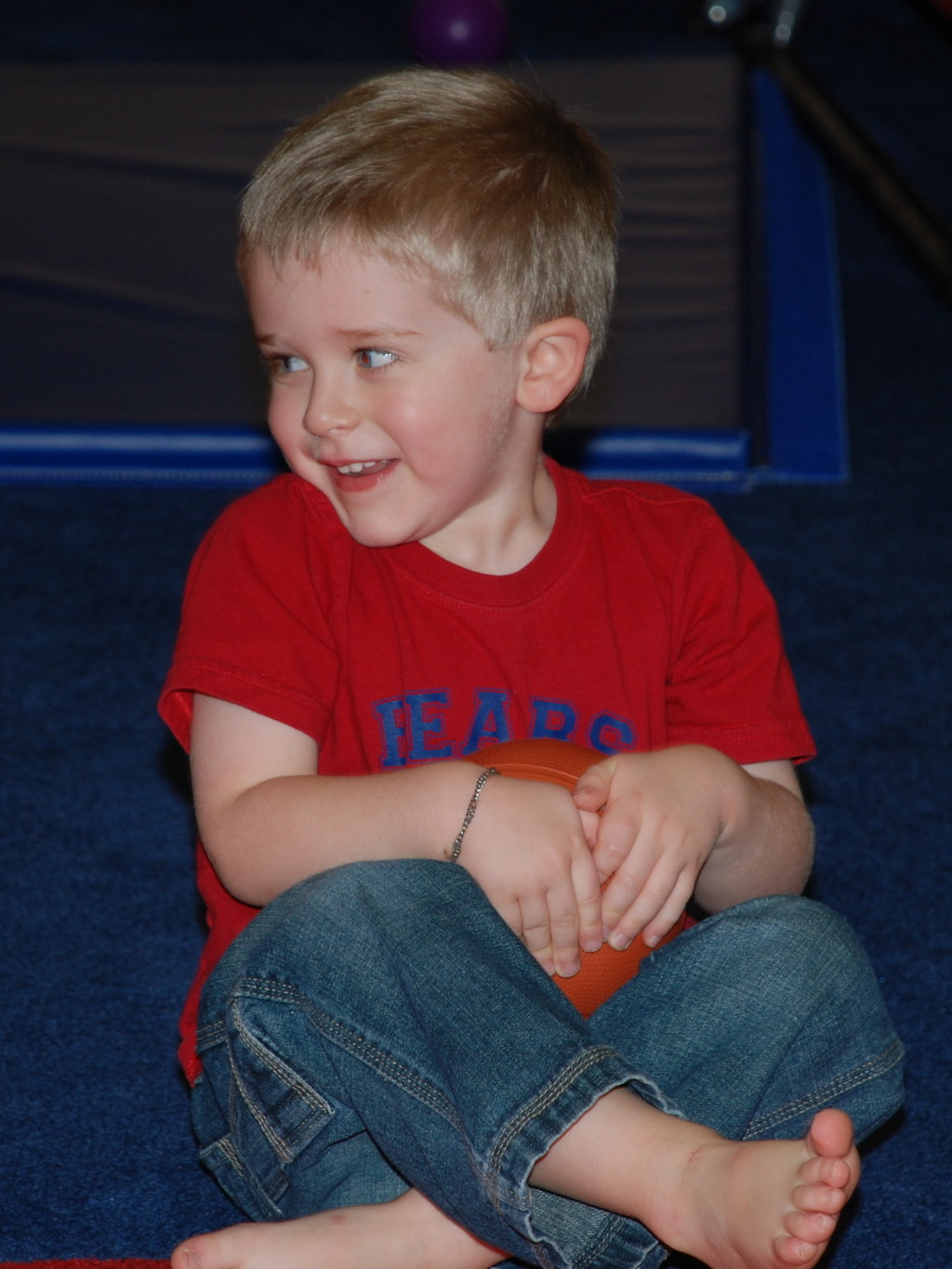 2008/03(Mar)/02(Ian-3rdBD)/1024x768_2008-03-08-Ian-3rd-BD-party-26.JPG
