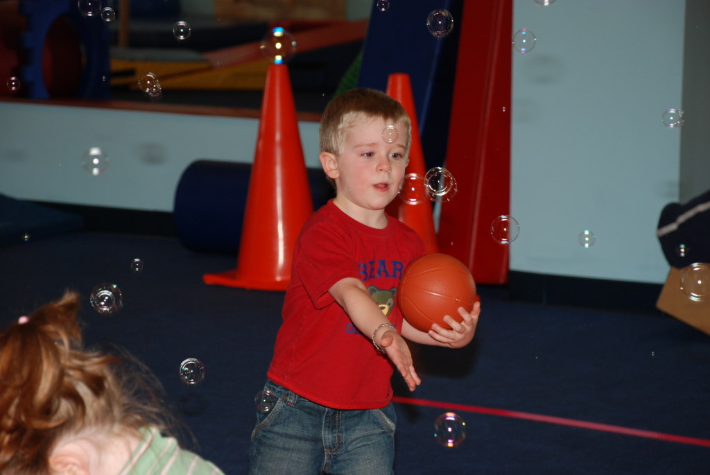 2008/03(Mar)/02(Ian-3rdBD)/1024x768_2008-03-08-Ian-3rd-BD-party-61.JPG