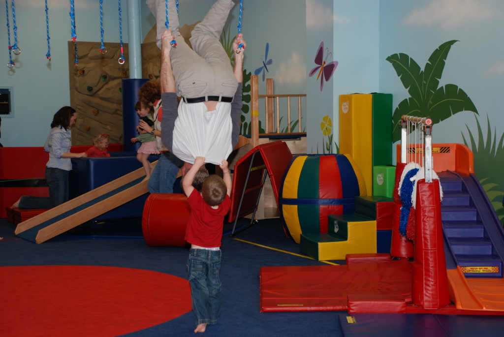 2008/03(Mar)/02(Ian-3rdBD)/1024x768_2008-03-08-Ian-3rd-BD-party-76.JPG