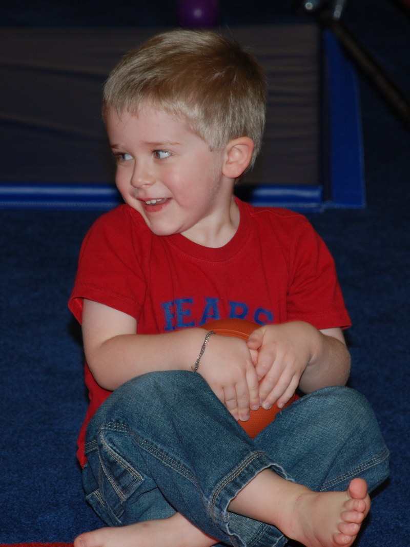 2008/03(Mar)/02(Ian-3rdBD)/800x600_2008-03-08-Ian-3rd-BD-party-26.JPG