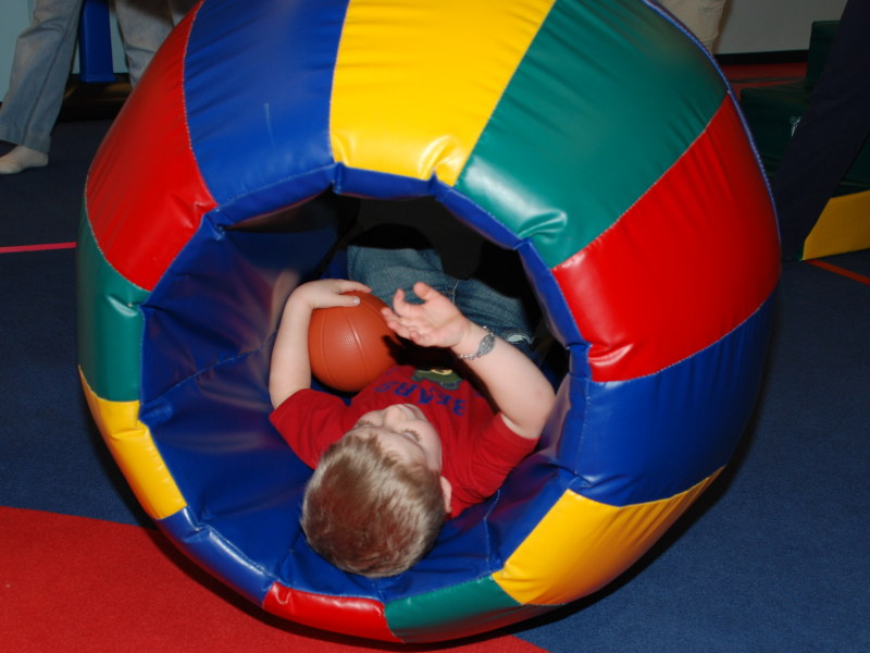 2008/03(Mar)/02(Ian-3rdBD)/800x600_2008-03-08-Ian-3rd-BD-party-48.JPG