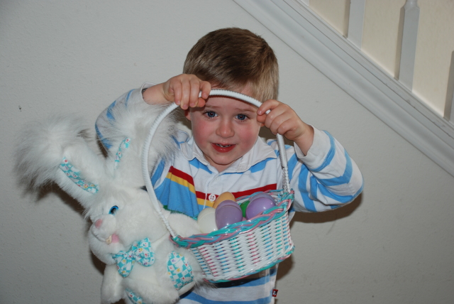 2008/03(Mar)/05(Easter)/640x480_2008-03-23-Easter-17.JPG