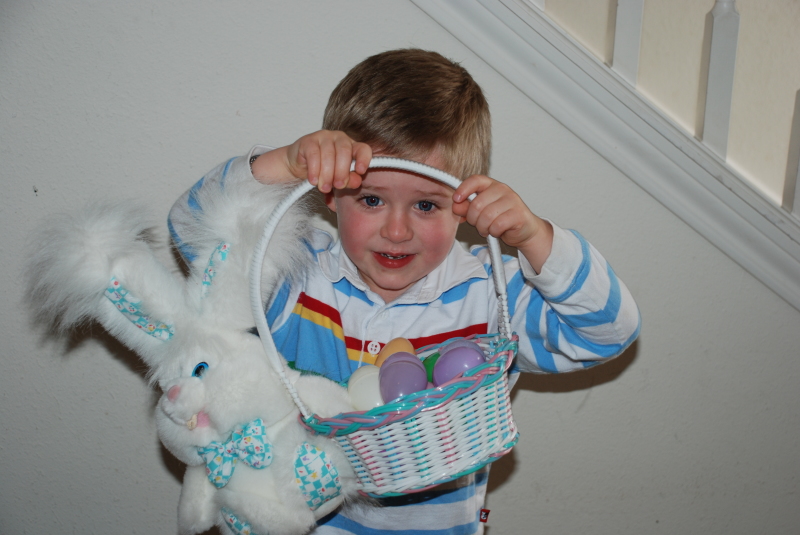 2008/03(Mar)/05(Easter)/800x600_2008-03-23-Easter-17.JPG