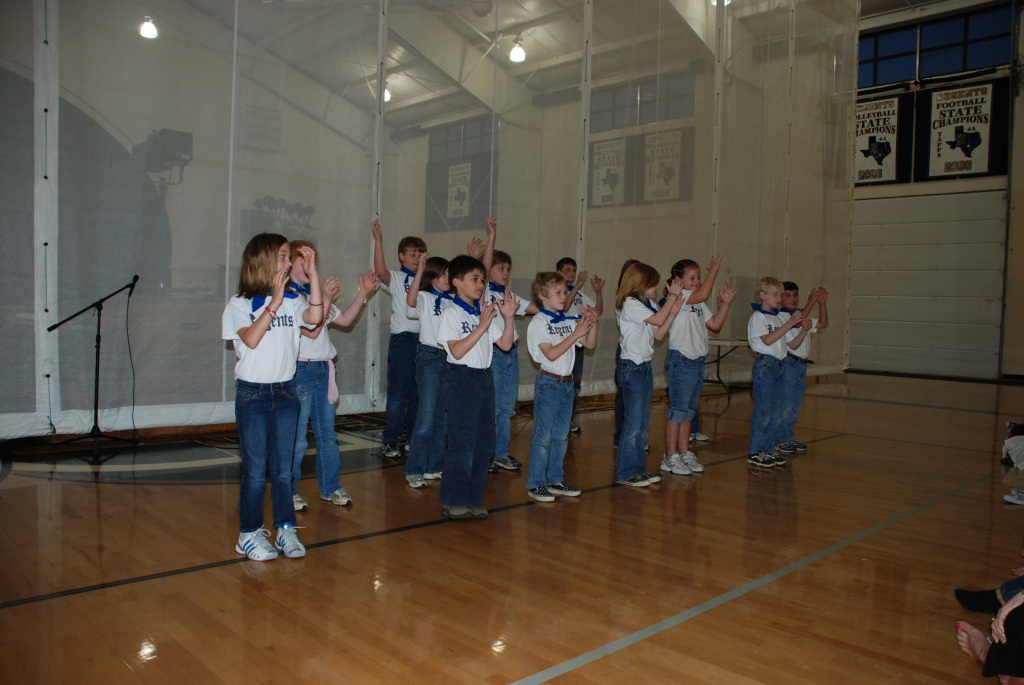 2008/04(April)/03(Halley-GrParents-Day-Reagents)/1024x768_2008-04-18-15.JPG