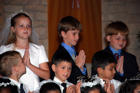 2008-05-03-Chance-1stCommunion-12.JPG