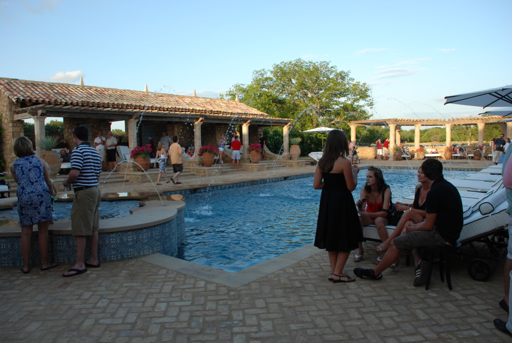 2008/07(July)/01(Escondido-Boat-House)/1024x768_2008-07-04-5.JPG