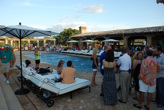 2008/07(July)/01(Escondido-Boat-House)/640x480_2008-07-04-3.JPG