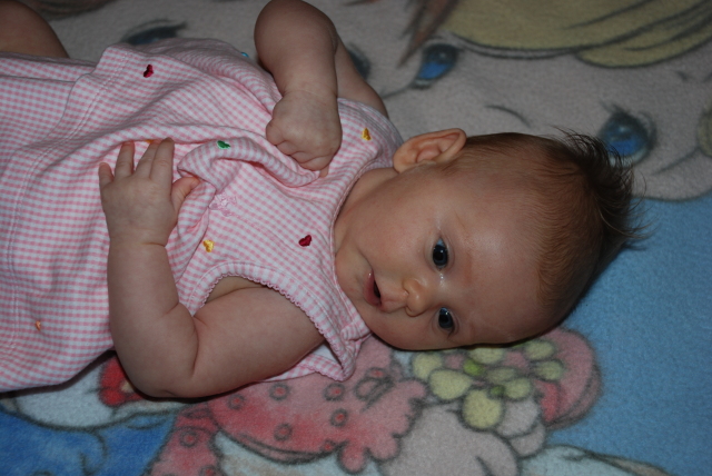 2008/07(July)/05(Ian-Sydney)/640x480_2008-07-25-04-Sydney-2mos.JPG