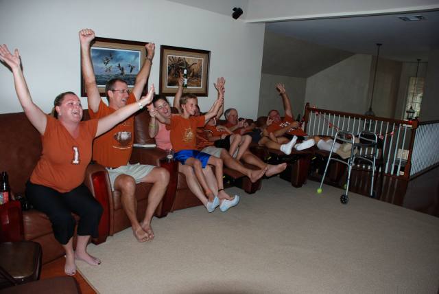 2008/10(Oct)/02(Texas-Beats-OU)/640x480_2008-10-11-6.JPG