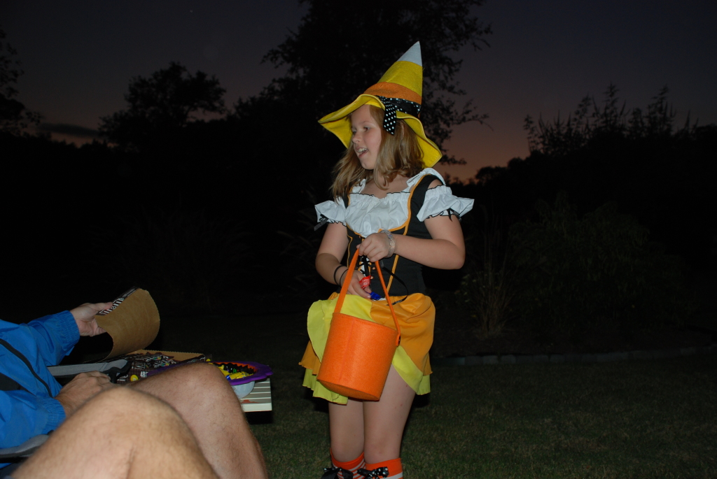 2008/10(Oct)/04(Halloween)/1024x768_2008-10-31-08.JPG
