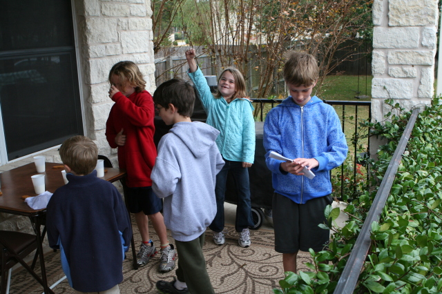 2008/11(Nov)/06(Scavenger-Hunt)/640x480_2008-11-29-1733.JPG