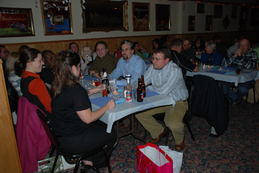 2008/12(Dec)/04(Sarah-Phil-Rehearsal-Dinner)/1024x768_2008-12-05-12.JPG