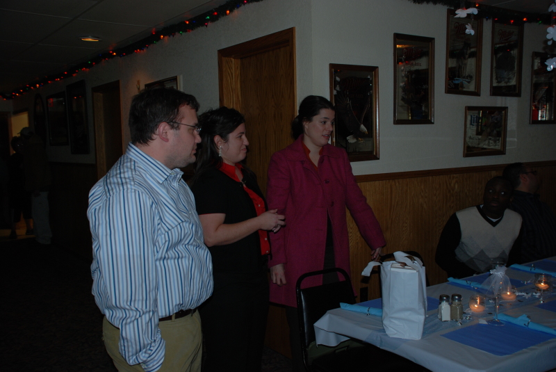 2008/12(Dec)/04(Sarah-Phil-Rehearsal-Dinner)/800x600_2008-12-05-08.JPG