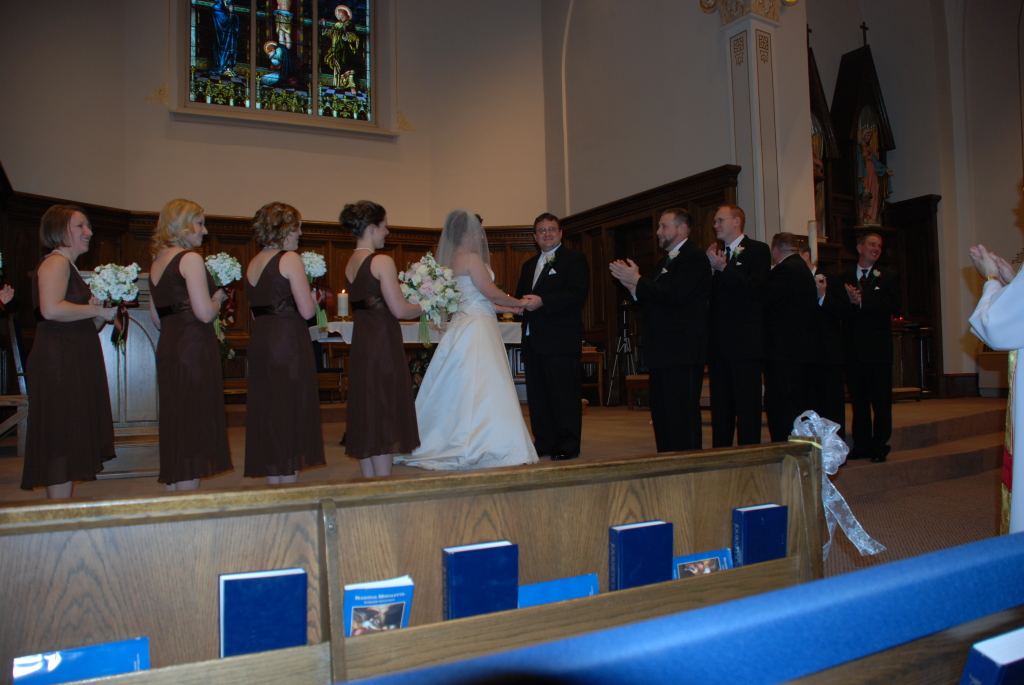 2008/12(Dec)/05(Sarah-Phil-Wedding)/1024x768_2008-12-06-16.JPG