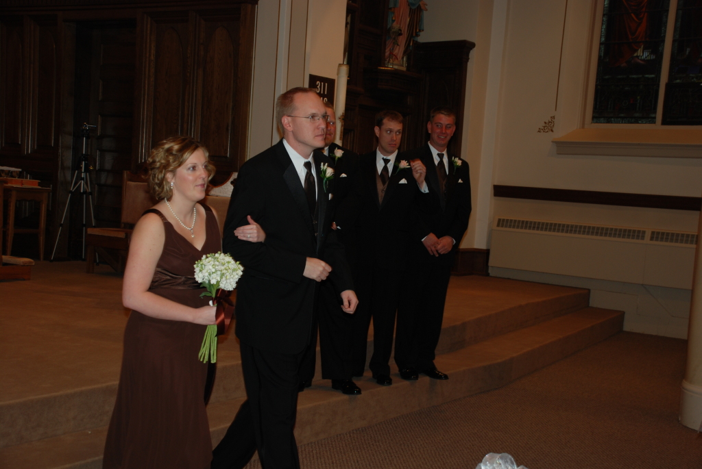 2008/12(Dec)/05(Sarah-Phil-Wedding)/1024x768_2008-12-06-27.JPG