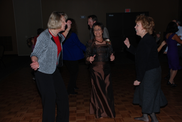 2008/12(Dec)/05(Sarah-Phil-Wedding)/640x480_2008-12-06-62.JPG