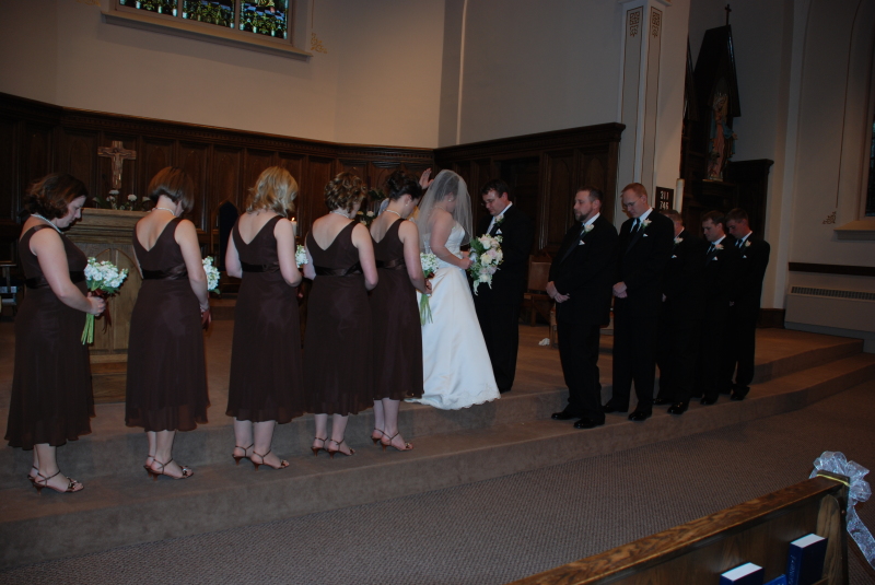 2008/12(Dec)/05(Sarah-Phil-Wedding)/800x600_2008-12-06-23.JPG