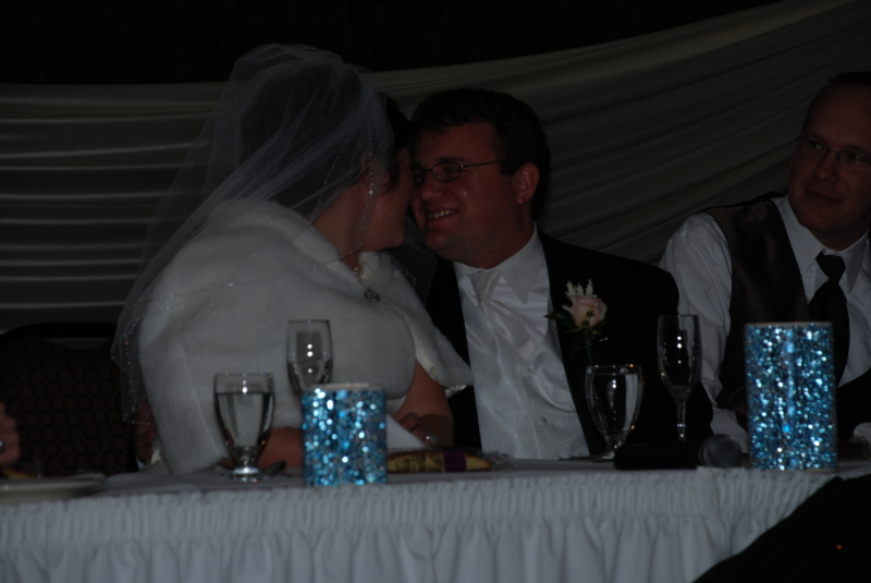 2008/12(Dec)/05(Sarah-Phil-Wedding)/800x600_2008-12-06-47.JPG